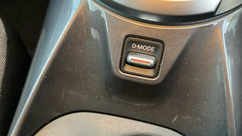 Nissan Juke 1.0 DiG-T 114 N-Connecta 5dr Petrol Hatchback